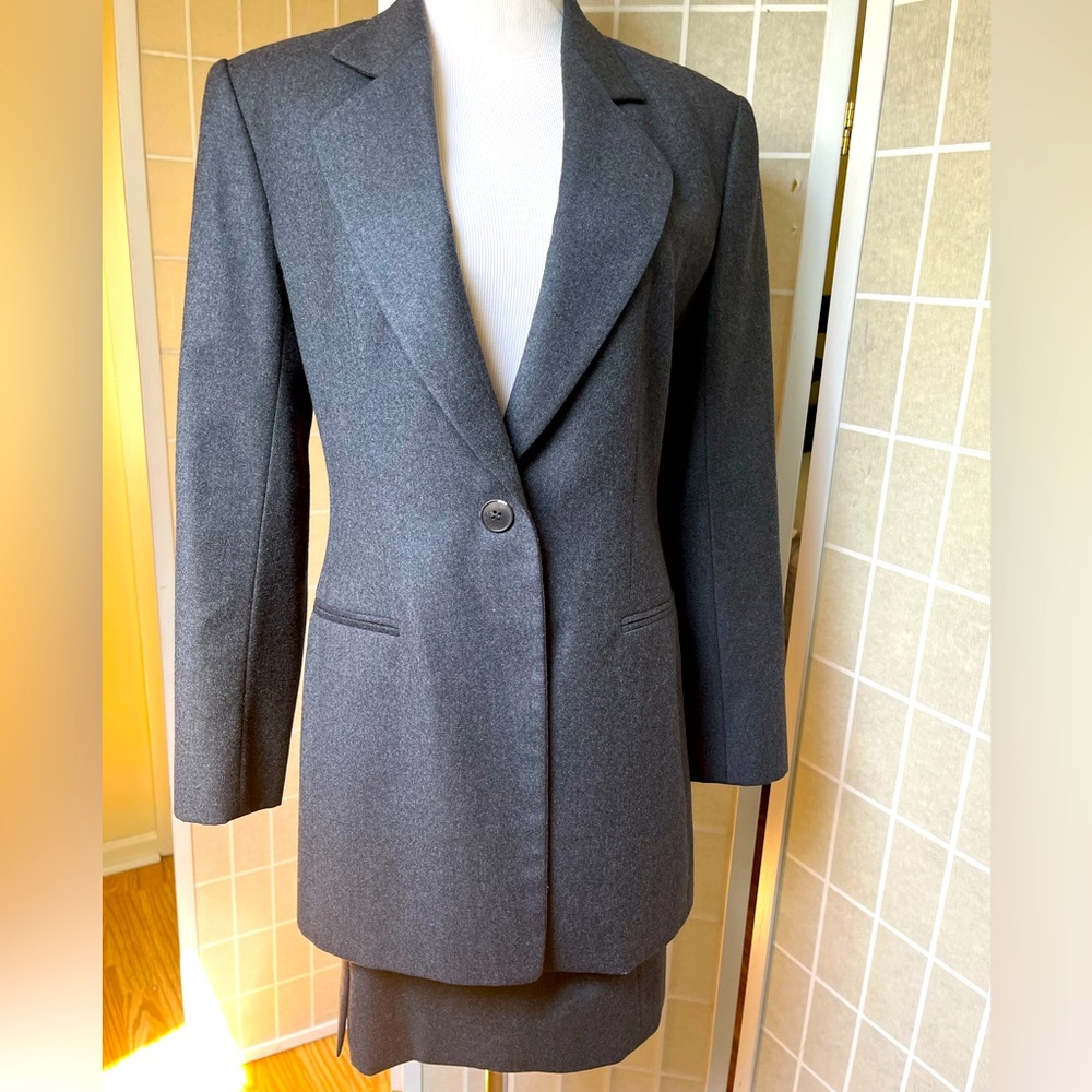 Giorgio Armani Le Collezioni Virgin Wool Suit Sz 6
